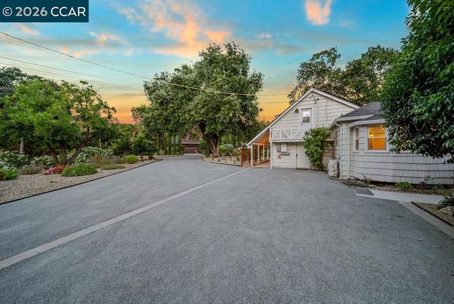 1409 Walden Rd, Walnut Creek, CA 94597