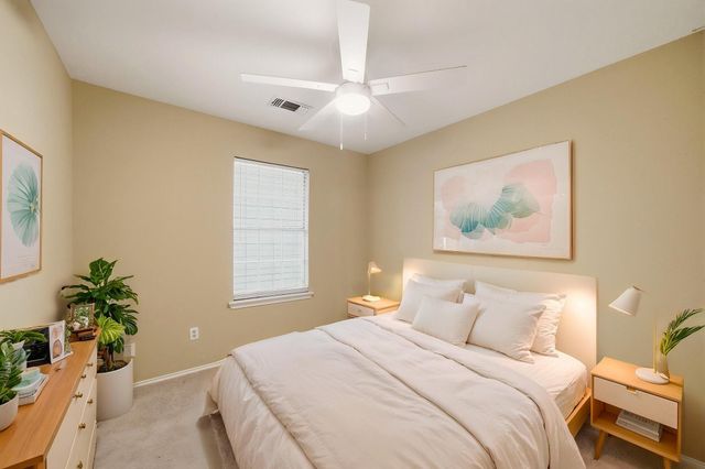 305 Peach Street, Tomball, TX 77375