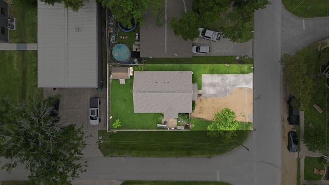 305 Peach Street, Tomball, TX 77375