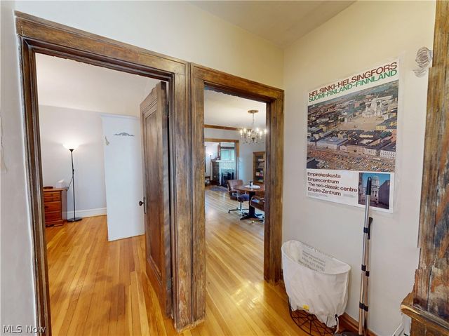 2151 Overbrook Avenue, Lakewood, OH 44107