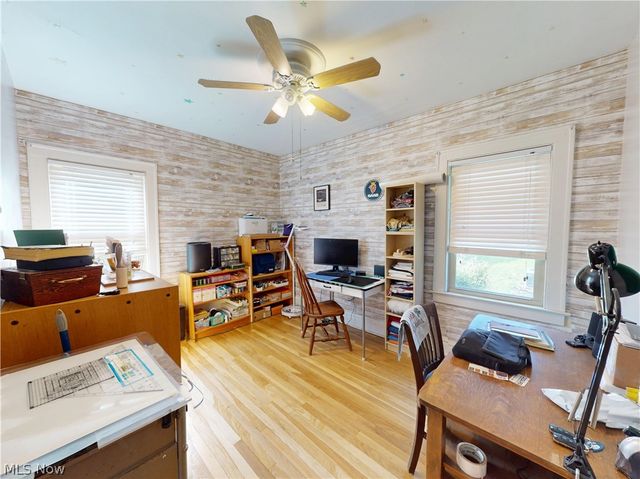 2151 Overbrook Avenue, Lakewood, OH 44107