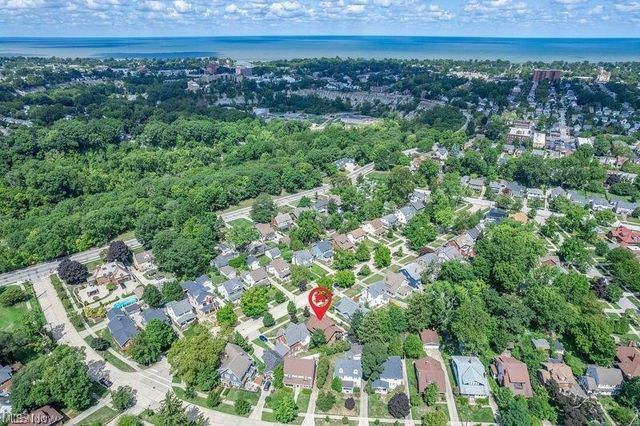 2151 Overbrook Avenue, Lakewood, OH 44107