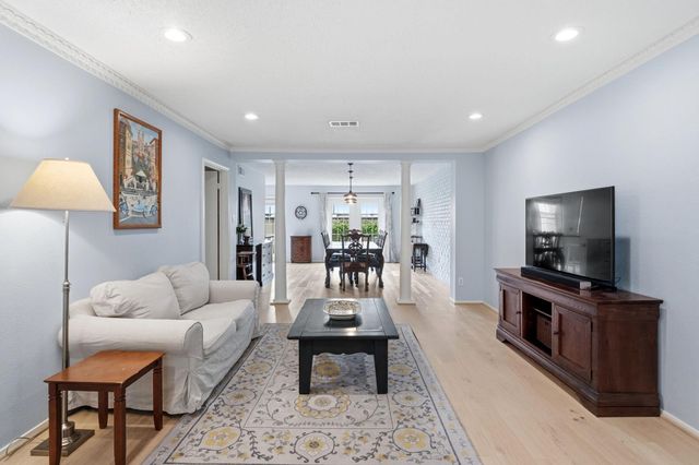 409 N Post Oak Lane 409, Houston, TX 77024