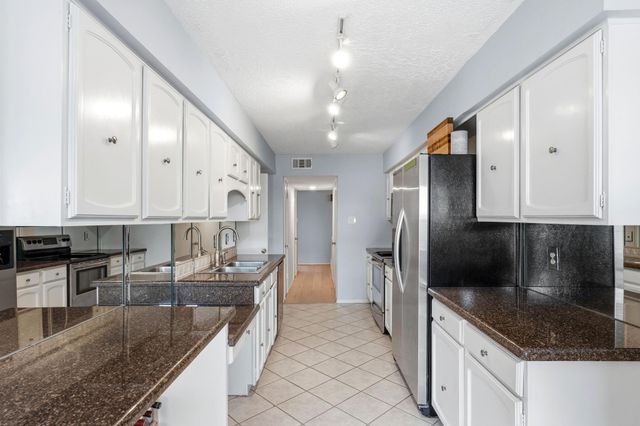 409 N Post Oak Lane 409, Houston, TX 77024