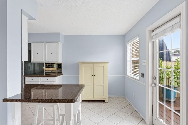 409 N Post Oak Lane 409, Houston, TX 77024