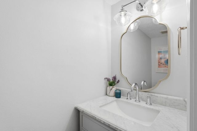 409 N Post Oak Lane 409, Houston, TX 77024