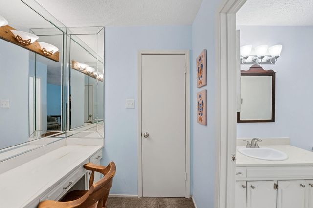 409 N Post Oak Lane 409, Houston, TX 77024