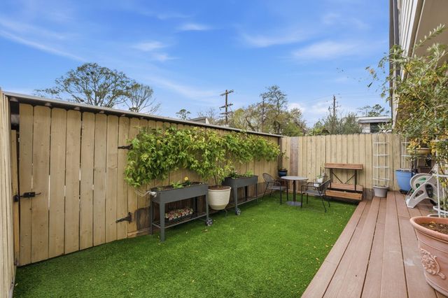 409 N Post Oak Lane 409, Houston, TX 77024