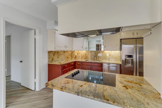 3132 San Sebastian Drive, Carrollton, TX 75006