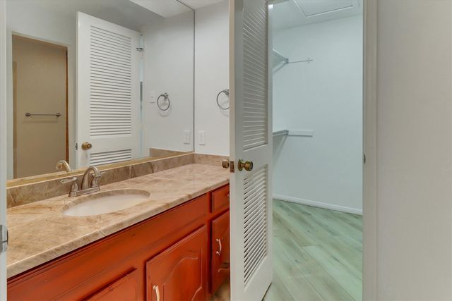3132 San Sebastian Drive, Carrollton, TX 75006