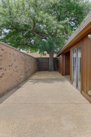 3132 San Sebastian Drive, Carrollton, TX 75006