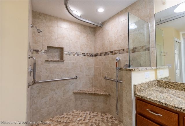 3108 Oakmont Drive, Avon Park, FL 33825