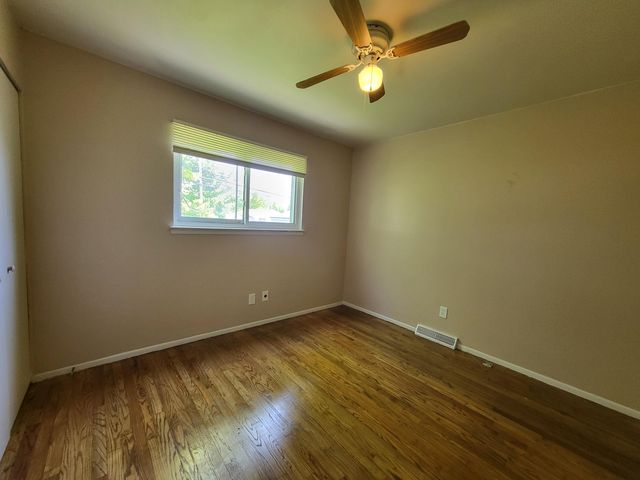 13753 Mcguire Street, Taylor, MI 48180