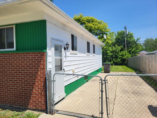 13753 Mcguire Street, Taylor, MI 48180