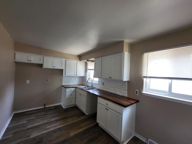 13753 Mcguire Street, Taylor, MI 48180