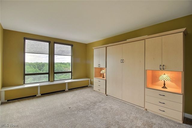 1 Bratenahl Place 802, Bratenahl, OH 44108