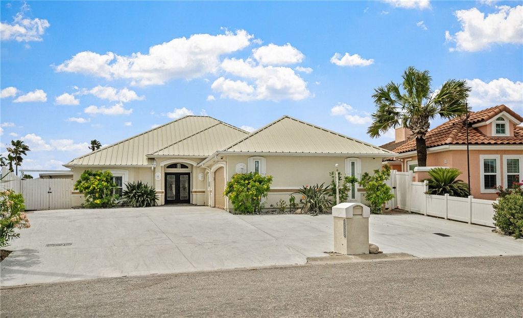 16029 Cuttysark St, Corpus Christi, TX 78418