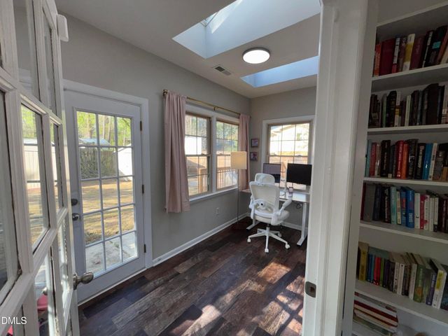 817 Chatham Lane, Raleigh, NC 27610