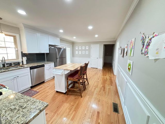 817 Chatham Lane, Raleigh, NC 27610
