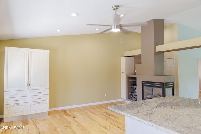 5016 Colina Court, Sparks, NV 89436