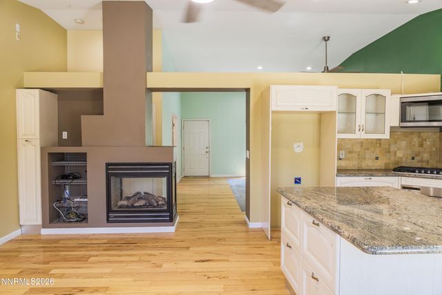 5016 Colina Court, Sparks, NV 89436