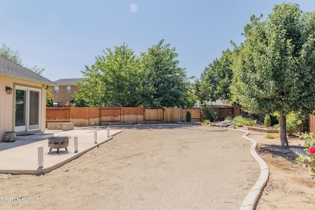 5016 Colina Court, Sparks, NV 89436
