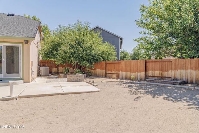 5016 Colina Court, Sparks, NV 89436