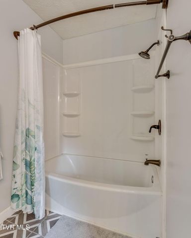 122 Margo Drive, Johnson City, TN 37601