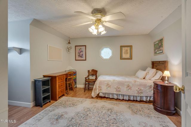 122 Margo Drive, Johnson City, TN 37601