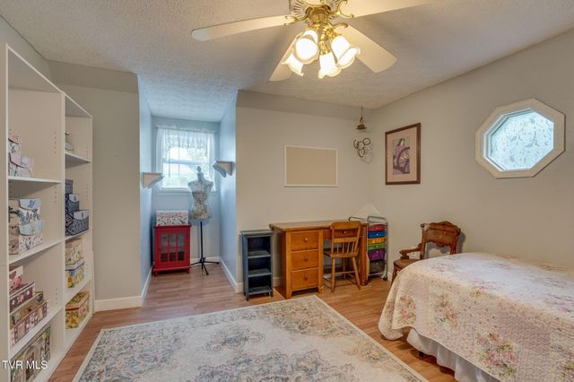 122 Margo Drive, Johnson City, TN 37601