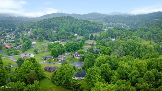 122 Margo Drive, Johnson City, TN 37601