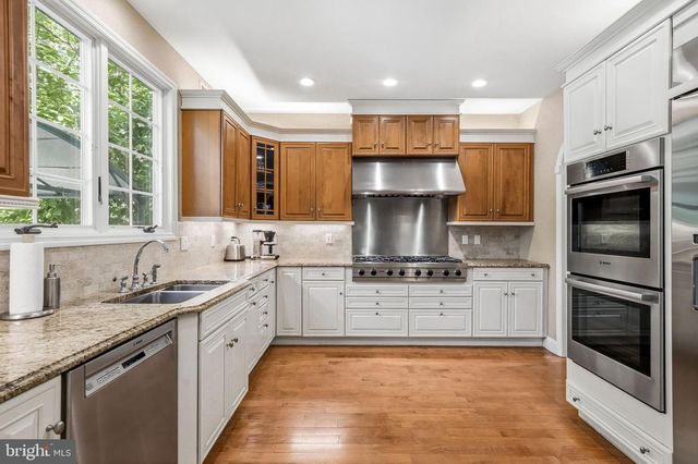 58 BORTONS RD, Marlton, NJ 08053