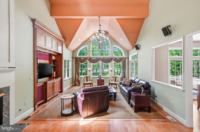 58 BORTONS RD, Marlton, NJ 08053