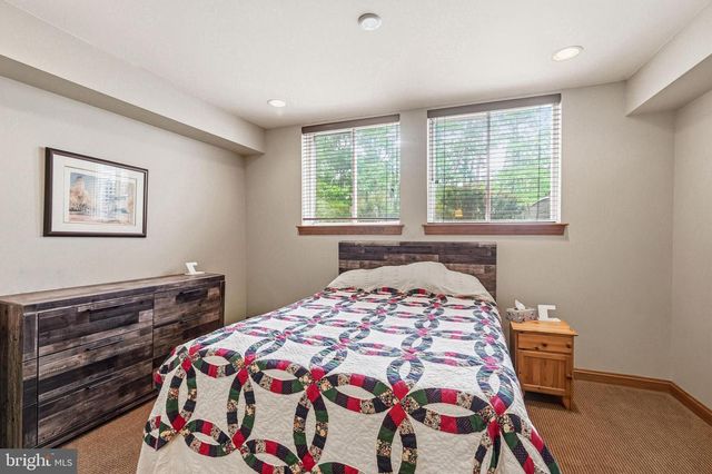 58 BORTONS RD, Marlton, NJ 08053
