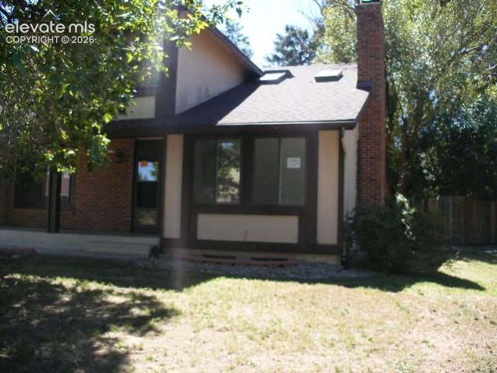 555 Gilcrest Road, Colorado Springs, CO 80906 — photo 3