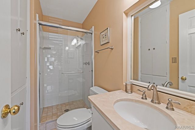 2060 Hazel Hedge Lane, Montgomery, AL 36106