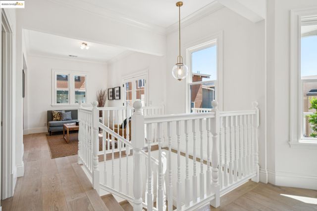 4440 Howe St, Oakland, CA 94611