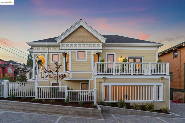 4440 Howe St, Oakland, CA 94611