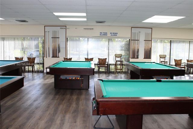 9480 Sunrise Lakes Blvd 204, Sunrise, FL 33322