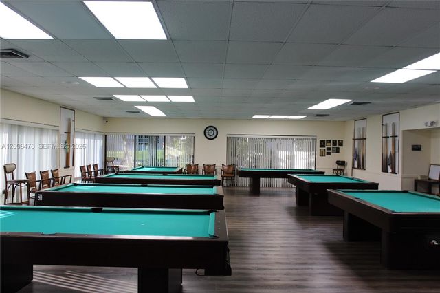9480 Sunrise Lakes Blvd 204, Sunrise, FL 33322