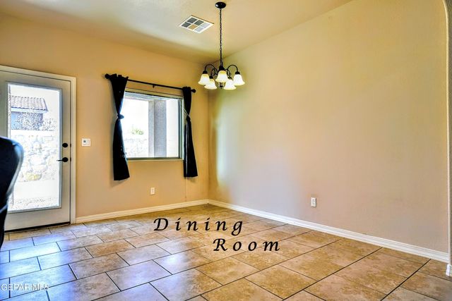 13313 TUGGLE Road, El Paso, TX 79928