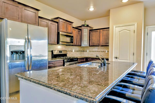 13313 TUGGLE Road, El Paso, TX 79928