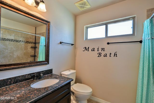 13313 TUGGLE Road, El Paso, TX 79928