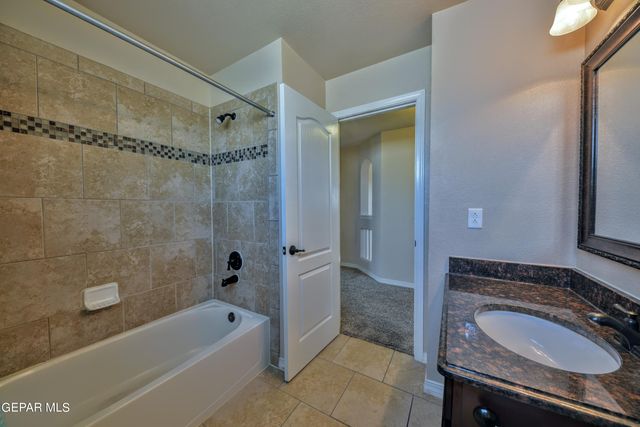13313 TUGGLE Road, El Paso, TX 79928