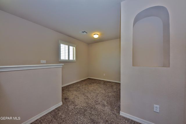 13313 TUGGLE Road, El Paso, TX 79928