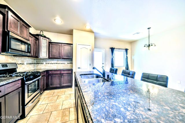 13313 TUGGLE Road, El Paso, TX 79928