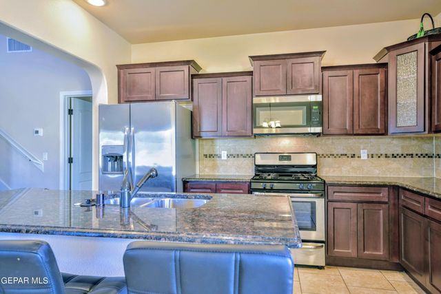 13313 TUGGLE Road, El Paso, TX 79928