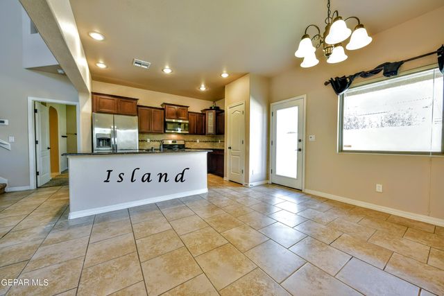13313 TUGGLE Road, El Paso, TX 79928