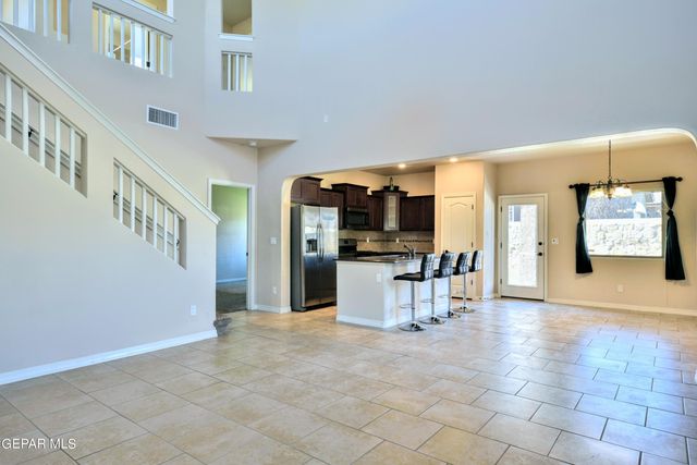 13313 TUGGLE Road, El Paso, TX 79928