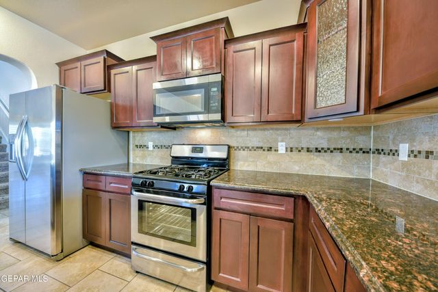 13313 TUGGLE Road, El Paso, TX 79928